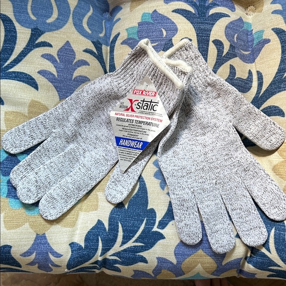 Fox River X-static Gray Temperature-Regulating Gloves; Size Medium; New with Tag - Picture 1 of 8